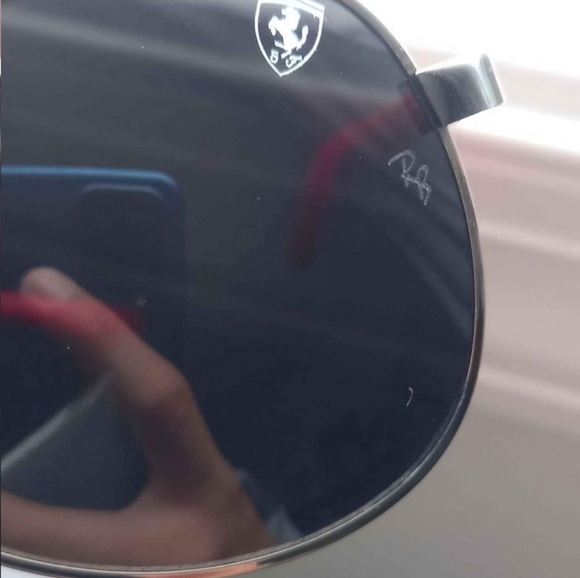 Ray-Ban x Ferrari Sunglasses - Picture 2 of 7